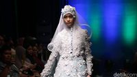 Oki Setiana Dewi Bridal