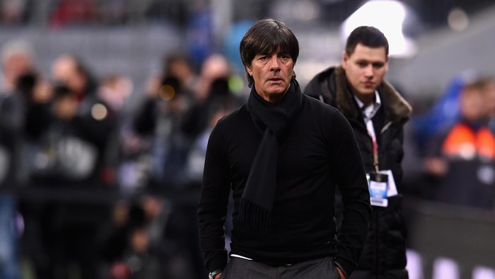 Jerman Bermain Cerdik