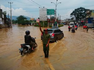 Banjir Bandung Selatan, Deddy Mizwar: Kesalahan Berjamaah!