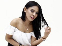 Muthya Rahman Merasa Beban Disebut Mirip Dian Sastro