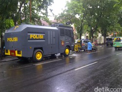 Sidang Praperadilan La Nyalla Dijaga Puluhan Polisi