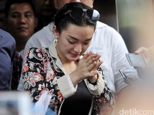 Zaskia Gotik Minta Maaf Kepada Jokowi