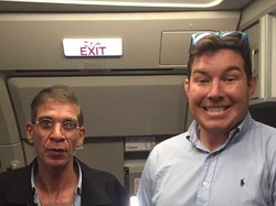 Heboh Penumpang EgyptAir Foto Bareng dengan Pembajak Bersabuk Bom