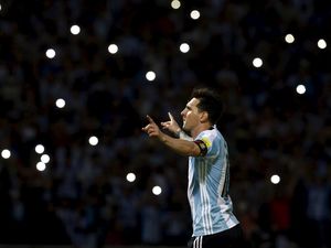 Argentina Bekuk Bolivia
