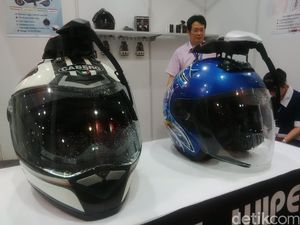 Unik, Ada Wiper Khusus untuk Helm Sepeda Motor