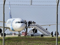 Kisah Pramugari EgyptAir yang Tetap Tenang Saat Pesawat Dibajak