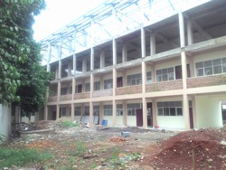 4 Tahun Siswa SMPN 164 Numpang Belajar karena Gedung Tak Kelar Direhab