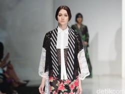 Kain Lurik, Dulu Digunakan untuk Upacara Adat Kini Jadi Busana Modern