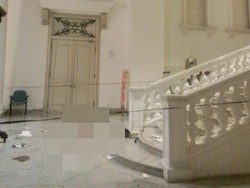 Teknisi AC Jatuh dari Plafon Balai Kota DKI Jakarta