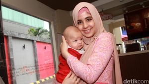 Resmi Cerai, Risty Tagor Tampak Happy
