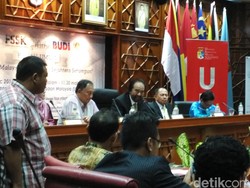 Beri Kuliah Umum, Surya Paloh: Indonesia-Malaysia Tulang Punggung ASEAN