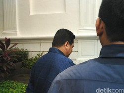 Usai Bertemu Jokowi, Erick Thohir Keluar dan Pergi Lewat Pintu Samping Istana