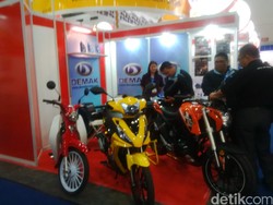 Motor Made in Malaysia Bernama Demak Muncul di Jakarta