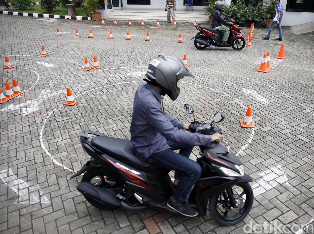 Jerman Saja Tak Lagi Terapkan SIM Seumur Hidup Jerman Saja Tak Lagi Terapkan SIM Seumur Hidup