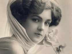 Ngeri! Cara Orang Zaman Dulu Perawatan Supaya Jadi Cantik