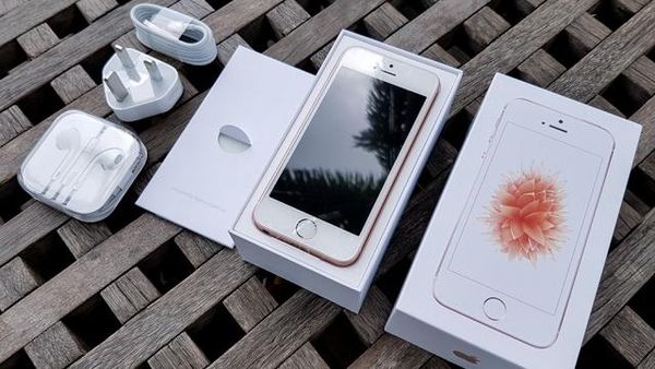 Unboxing iPhone Murah