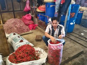 Harga BBM Turun, Tapi Harga Sayuran Tak Ikut Turun