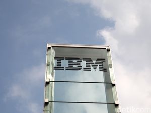 CEO IBM Mengundurkan Diri, Penggantinya Pria India