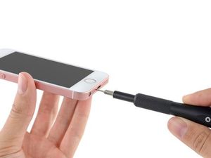 Melongok Jeroan iPhone SE