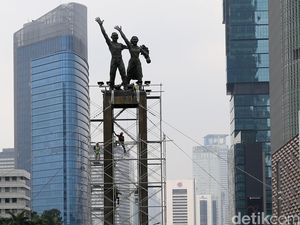 Cerita Sukarno Jatuh Hati pada Pematung Ikon Kota Jakarta Edhi Sunarso Cerita Sukarno Jatuh Hati pada Pematung Ikon Kota Jakarta Edhi Sunarso