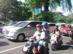 Uji Coba Satu Arah di Sekitar Istana Bogor, Kemacetan Pindah ke Jl Jalak Harupat