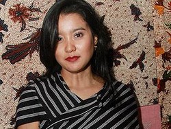 Foto: Bergaya Stylish dengan Lurik Ala 7 Selebriti Indonesia