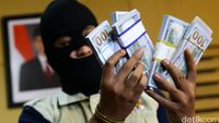 Barang Bukti OTT Kasus Suap di Kejati DKI