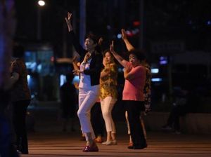 Lewat Dansa, Sekelompok Nenek Mencoba Lawan Narkoba Lewat Dansa, Sekelompok Nenek Mencoba Lawan Narkoba