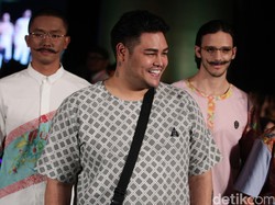 Demam Bollywood, Ivan Gunawan Akan Rilis Koleksi Gaun Pengantin Gaya India