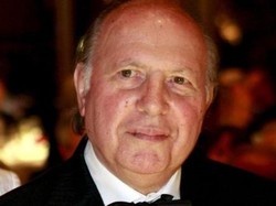 Peraih Nobel Sastra Imre Kertesz Tutup Usia