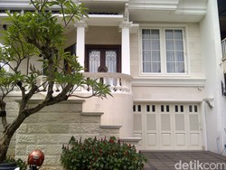 Anggota DPRD DKI Sanusi Ditangkap KPK, Istri: Saya Sudah Feeling Bapak Dibawa KPK