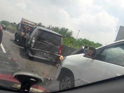 Ada Kecelakaan Beruntun, Tol Tambun Arah Jakarta Macet 2 Km