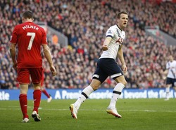 Kane, Pemain Spurs Tertajam dalam Semusim Premier League