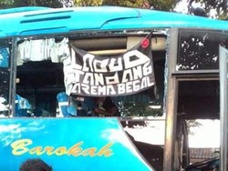 Bus yang Bawa Aremania Dilempari Batu di Dekat Sragen