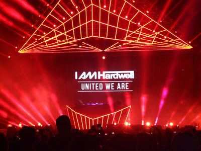 Pesta Bareng Hardwell di Jakarta