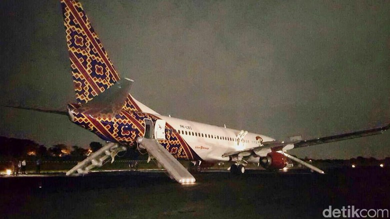 Batik Air Alami Turbulensi,Penumpang dan Pramugari Terluka
