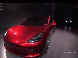 Bos Tesla Mulai Perang dengan Volvo, Sebut Volvo Jadi Mobil Aman Kedua Bos Tesla Mulai Perang dengan Volvo, Sebut Volvo Jadi Mobil Aman Kedua