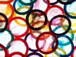 Kondom di Sex Toys Pecah di Anus, Pria Ini Harus Jalani Operasi Darurat