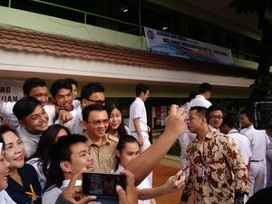 Belum Beli Komputer, Mayoritas Sekolah di Jakarta Ujian Pakai Kertas dan Pensil