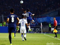 Perbaiki Lini Pertahanan Jadi PR buat Arema Cronus