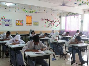 UN Perdana Untuk Anak-anak TKI di Sabah UN Perdana Untuk Anak-anak TKI di Sabah