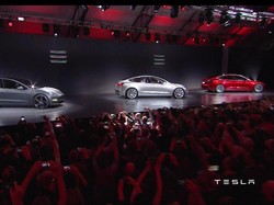 Tesla Hilangkan 2 Varian Sedan Listriknya
