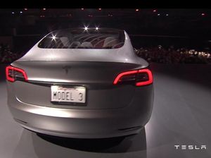 475.000 Unit Mobil Listrik Tesla Kena Recall, Apa Masalahnya?