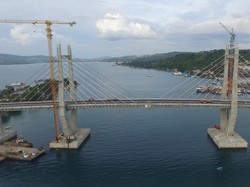 Ada Jembatan Merah Putih, Warga Ambon Bisa Hemat Waktu dan Ongkos