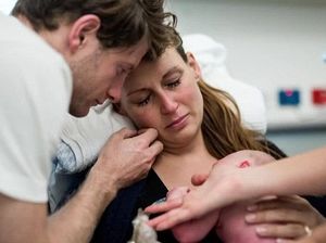 Hal-hal yang Mesti Diperhatikan Orang Tua Jika Hendak Menindik Telinga Bayi