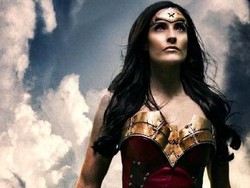 Sampul Komik Wonder Woman Ciptaan Frank Cho Dinilai Terlalu Vulgar