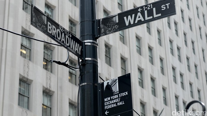Ilustrasi Wall Street Rambu jalan menunjuk bursa saham New York atau yang dikenal sebagai Bursa Saham Wall Street.