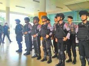 Seorang Polisi Diamankan di Jambi karena Bercanda Bawa Bom di Atas Pesawat