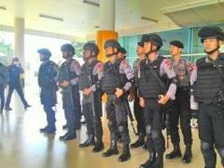 Seorang Polisi Diamankan di Jambi karena Bercanda Bawa Bom di Atas Pesawat