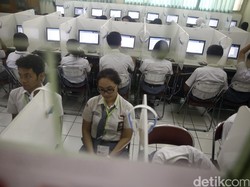 Nilai Rata-rata UN SMA 2016 Turun 6 Poin dari Tahun 2015